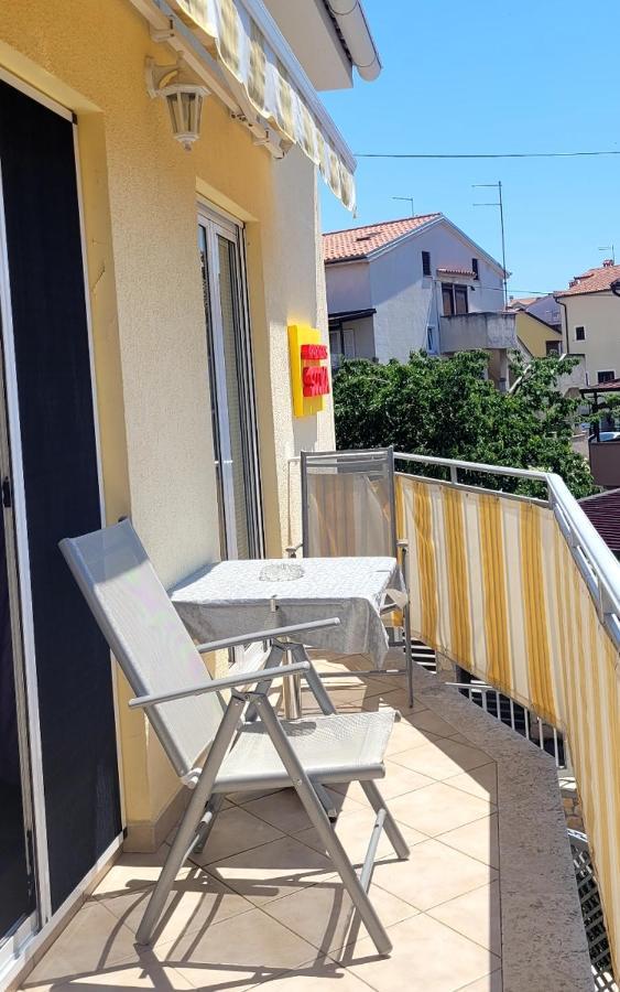 Apartmani Sojka โรวีน ภายนอก รูปภาพ